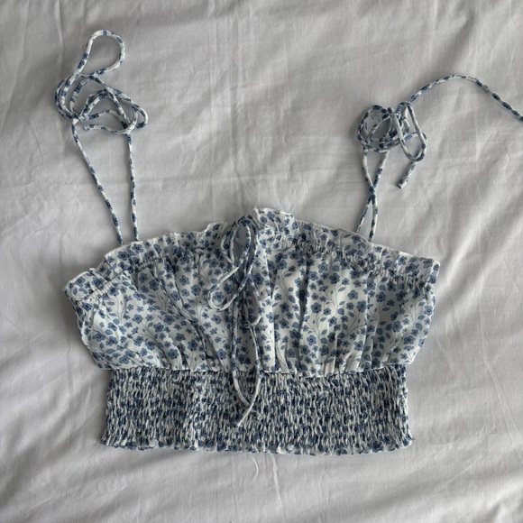 Princess Polly Tops - Princess Polly Blue Floral Crop Top
